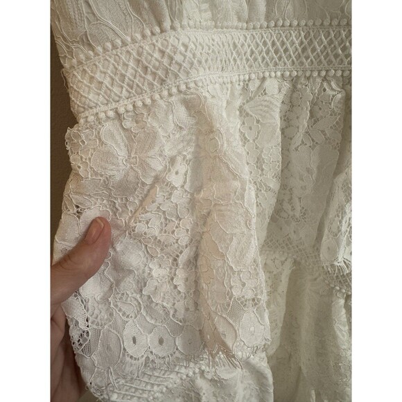 Lulus Women's White Lace Tiered Ruffle Dress Medium Ruffle Country Concert NWT - Picture 7 of 7